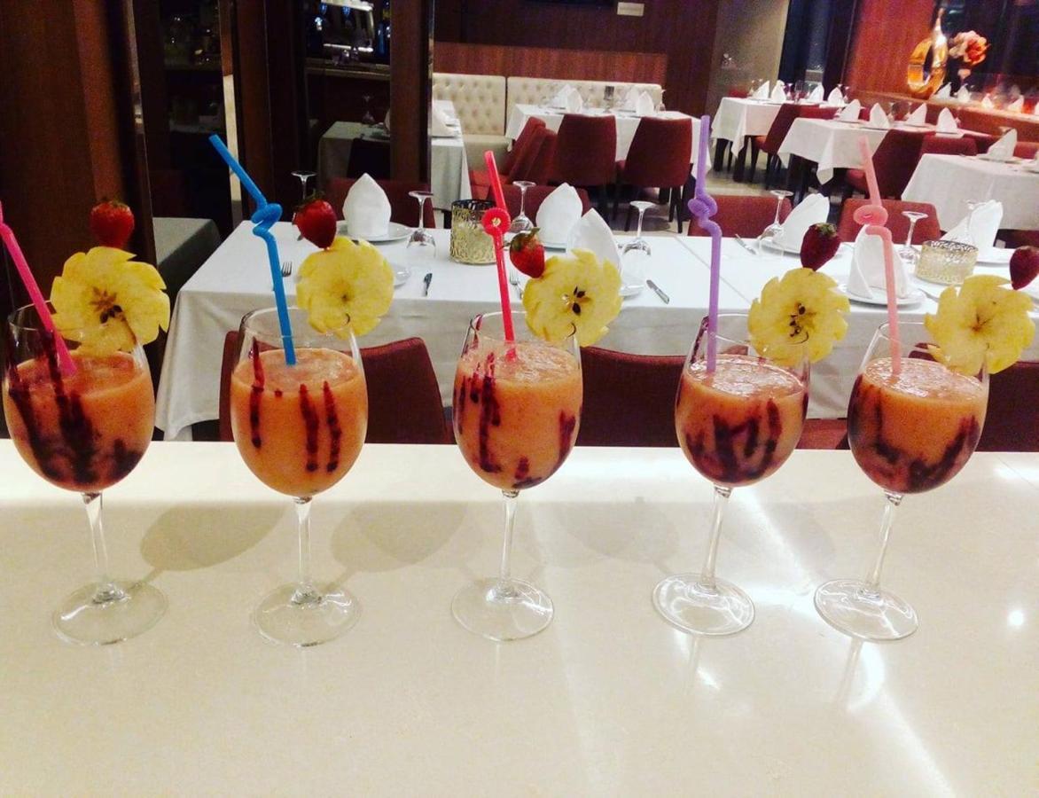 Lamaraz Hotels Algiers Bagian luar foto