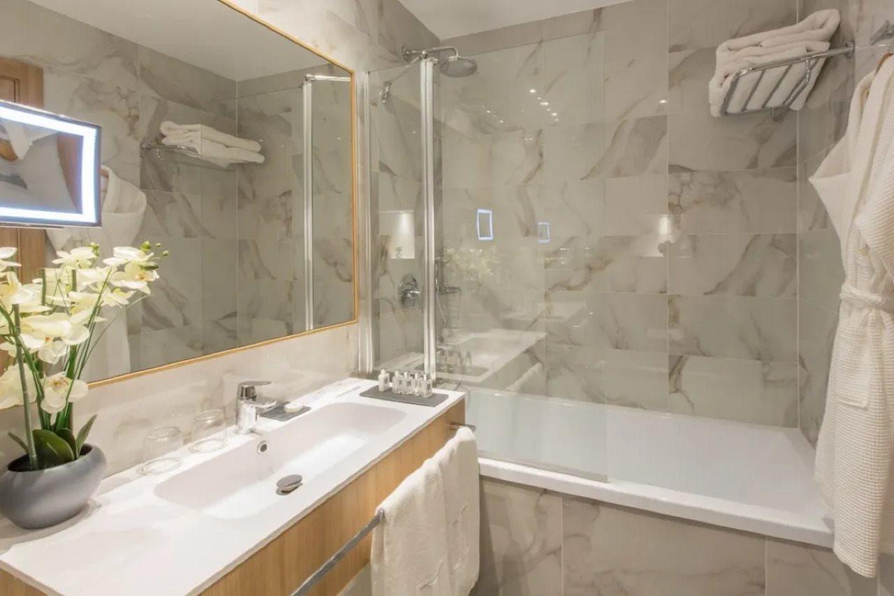 Lamaraz Hotels Algiers Bagian luar foto