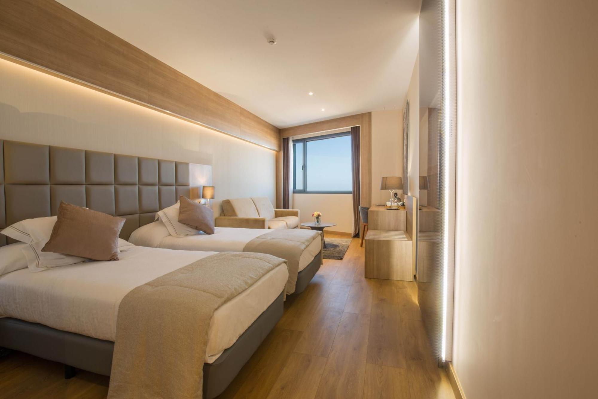 Lamaraz Hotels Algiers Bagian luar foto