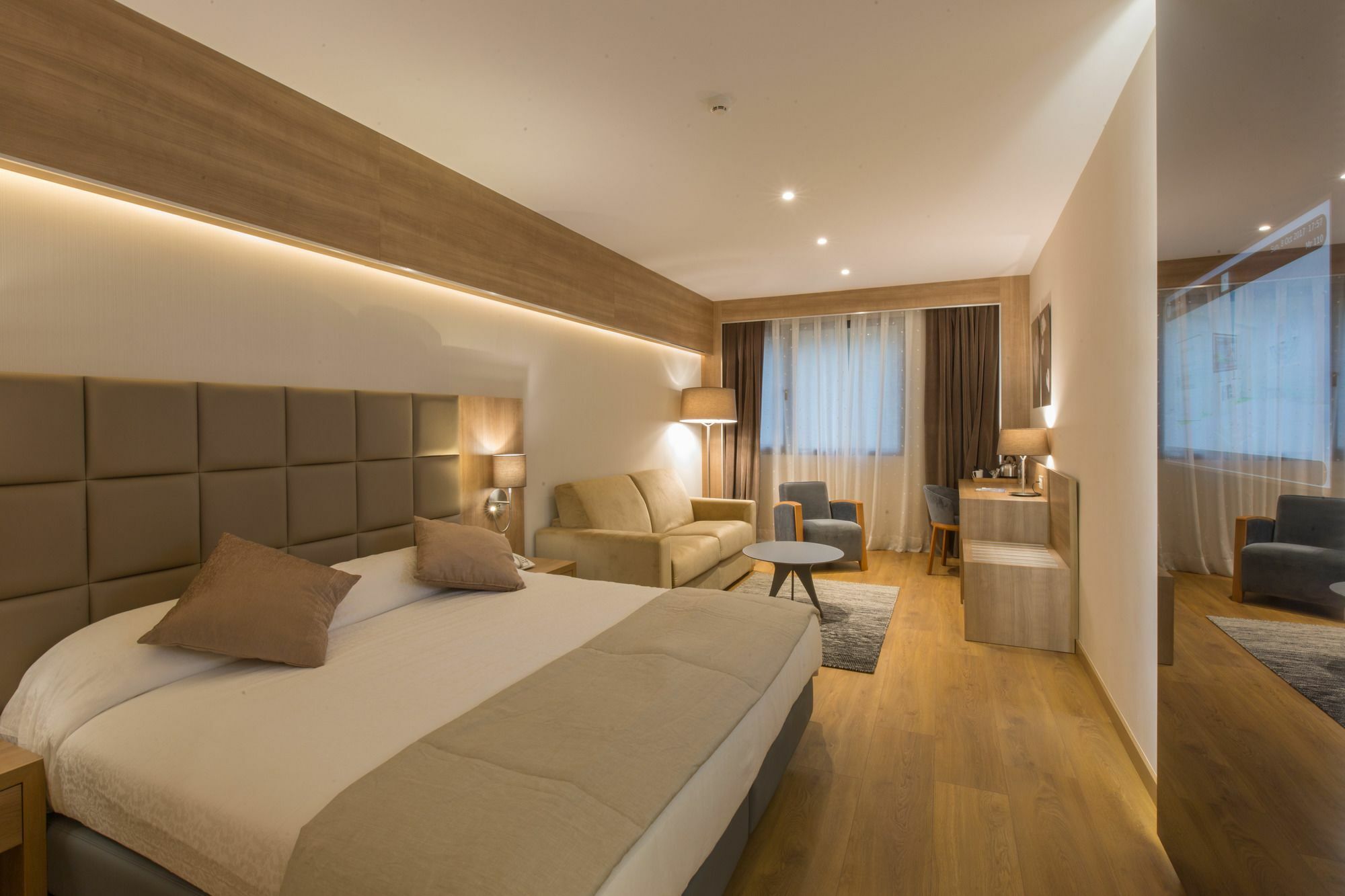Lamaraz Hotels Algiers Bagian luar foto