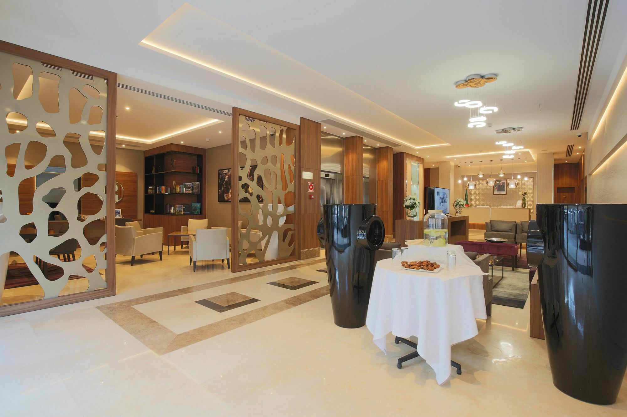 Lamaraz Hotels Algiers Bagian luar foto