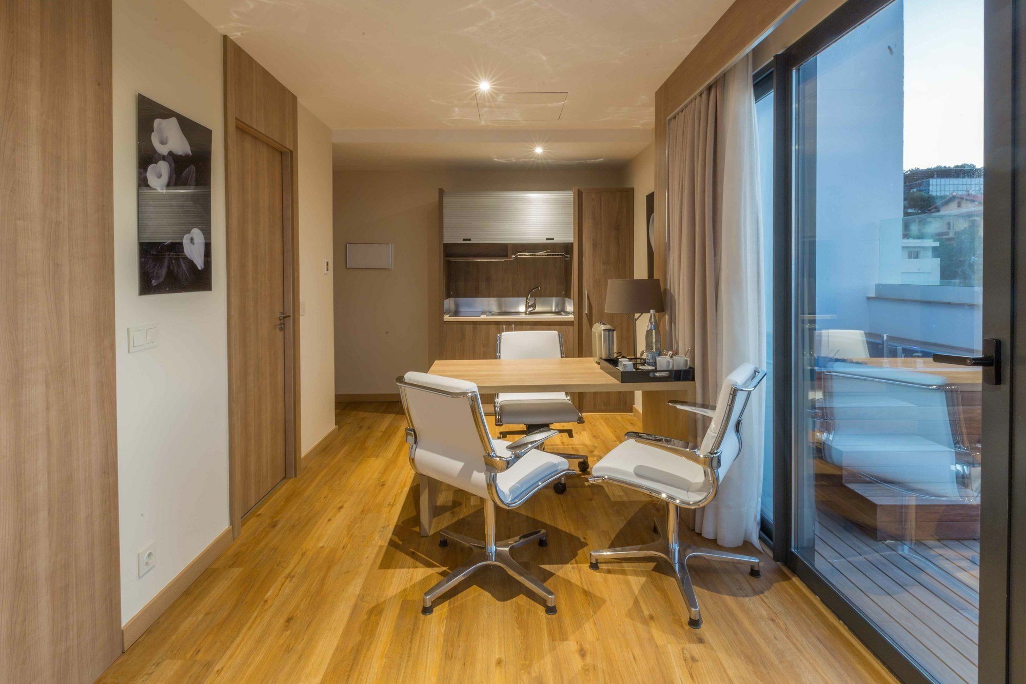 Lamaraz Hotels Algiers Bagian luar foto